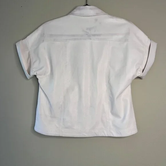 ALICE + OLIVIA Edyth Vegan Leather Top Womens XS Oversized Crop Button Shirt - Picture 2 of 8